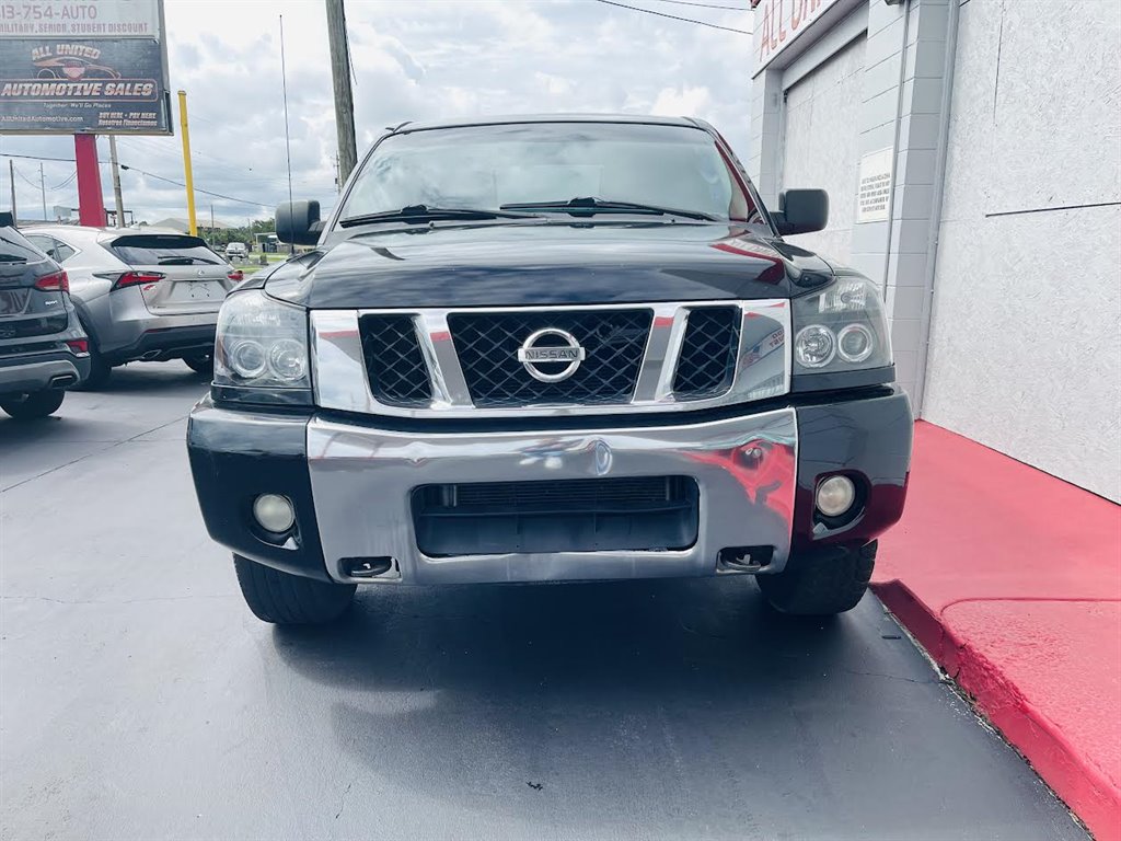 2010 Nissan Titan LE