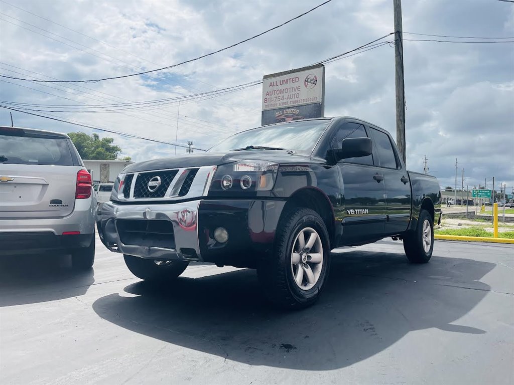 2010 Nissan Titan LE