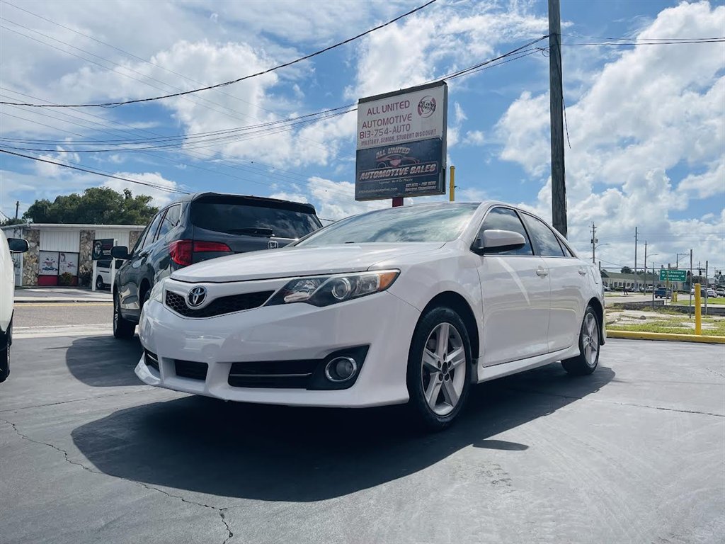 2014 Toyota Camry SE Sport