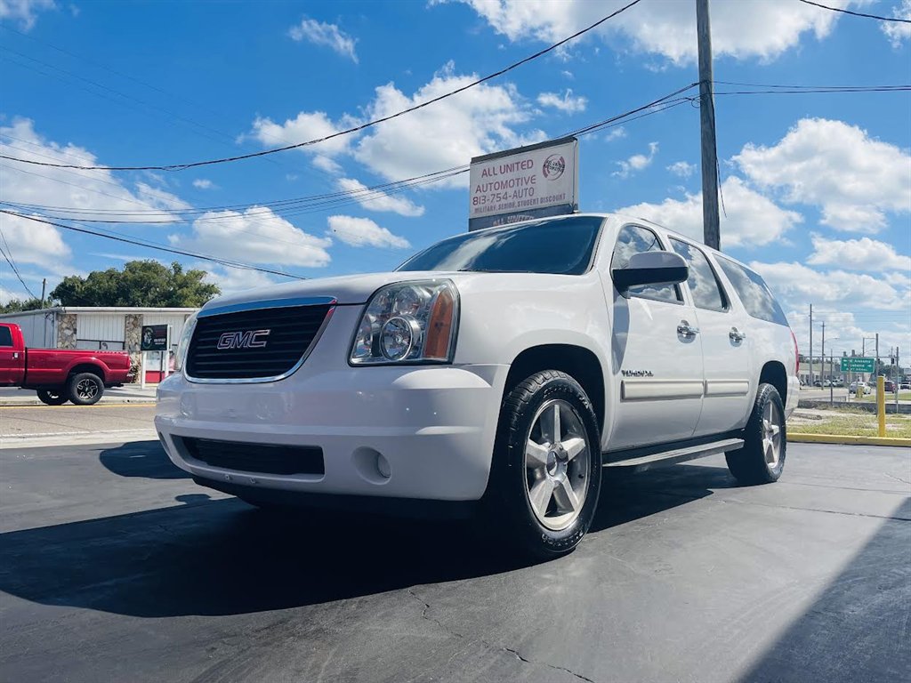 2011 GMC Yukon XL 1500 SLE