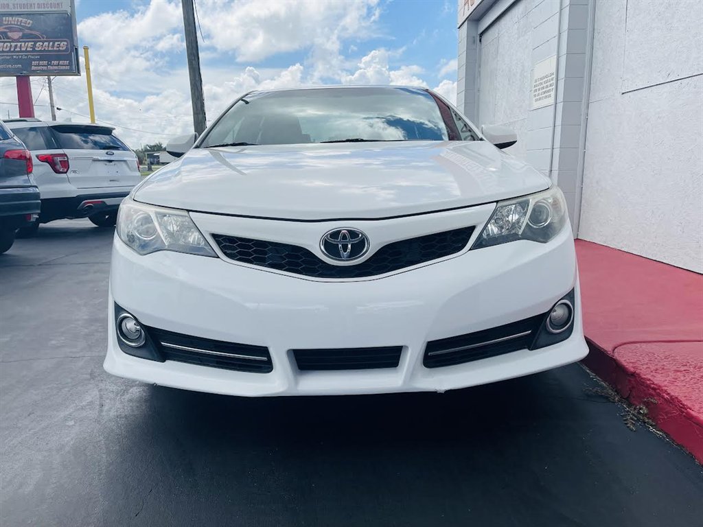 2014 Toyota Camry SE Sport