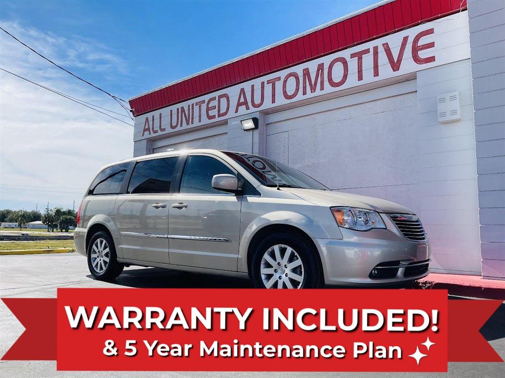 2016 Chrysler Town & Country Touring