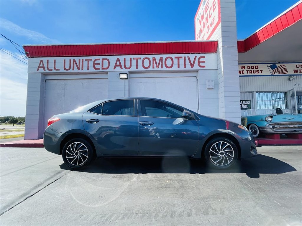 2017 Toyota Corolla LE
