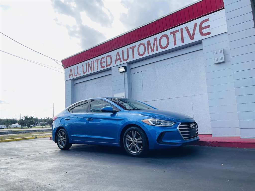 2018 Hyundai Elantra SEL's photo