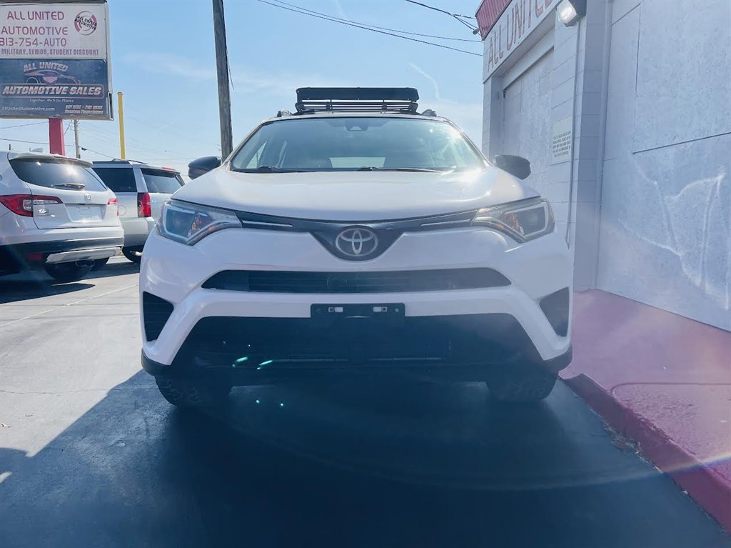 2017 Toyota RAV4 LE