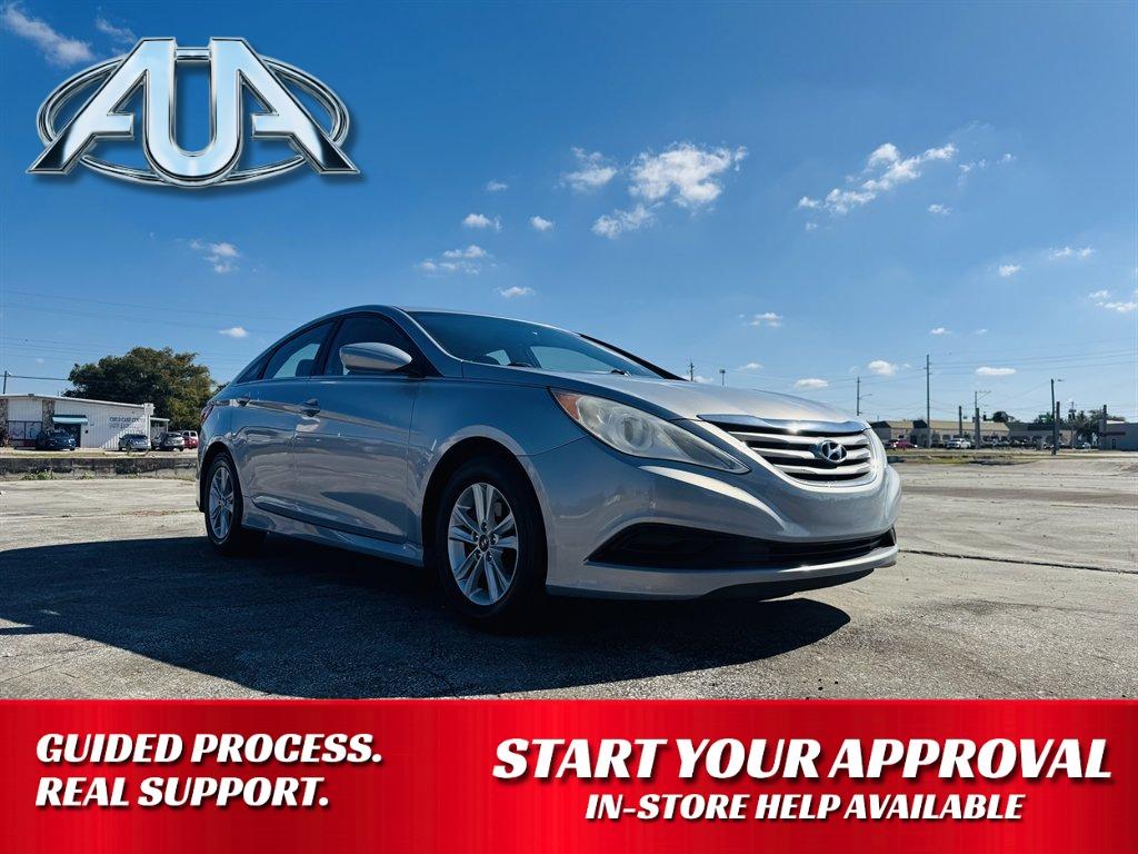 2014 Hyundai Sonata SE's photo