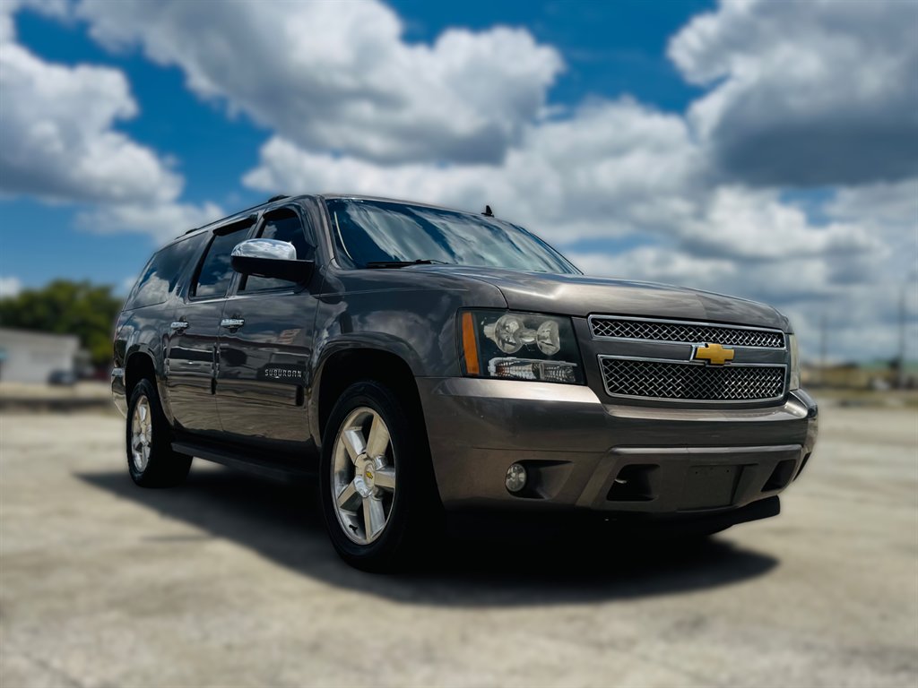 2013 Chevrolet Suburban LT
